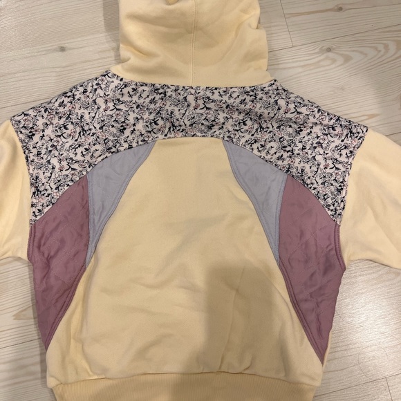 Blank nyc patched sweatshirt never worn - Picture 4 of 4